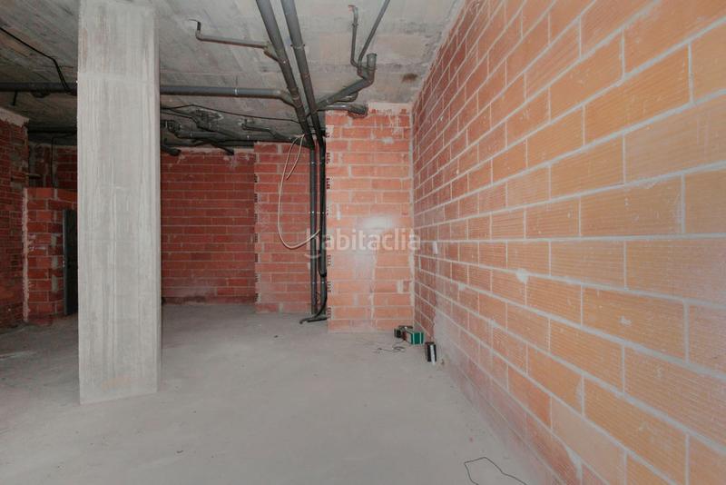 Foto e491d9c4-3548-4747-8526-ffc236d529b2. Local comercial a El Remei Badalona Foto e491d9c4-3548-4747-8526-ffc236d529b2. Local comercial a El Remei Badalona