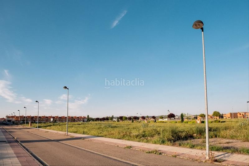 Foto cada90f9-9ec5-4579-8bc2-cb1012fa09a9. Finca rústica a Aldeamayor de San Martín Foto cada90f9-9ec5-4579-8bc2-cb1012fa09a9. Finca rústica a Aldeamayor de San Martín