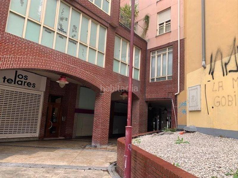 Foto cbecdc0d-b643-442e-8844-b329b7f019ce. Oficina a Centro Torrelavega Foto cbecdc0d-b643-442e-8844-b329b7f019ce. Oficina a Centro Torrelavega