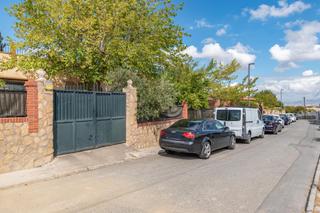 Xalet a Villa de Otura. Impresionante chalet en otura con piscina y vistas Xalet a Villa de Otura. Impresionante chalet en otura con piscina y vistas