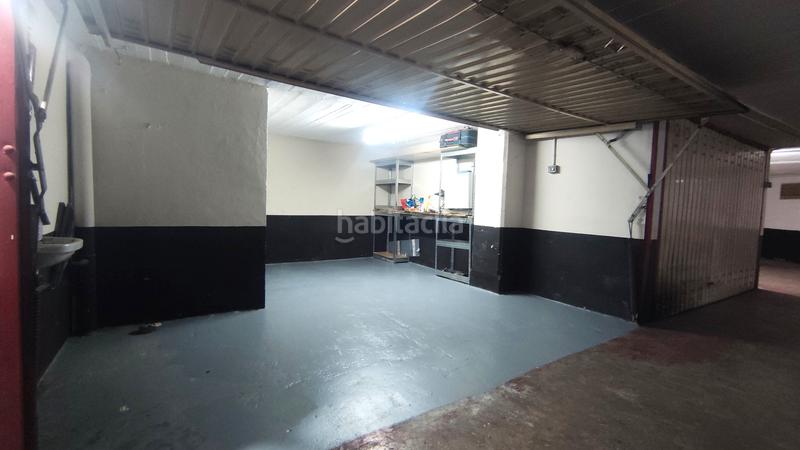 Foto aed0e0c7-69e2-41c7-bd07-cc3539c17ac4. Parking voiture dans urola kalea 2 dans Centro Errenteria Foto aed0e0c7-69e2-41c7-bd07-cc3539c17ac4. Parking voiture dans urola kalea 2 dans Centro Errenteria