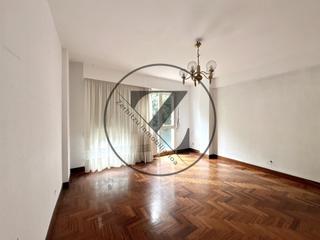 Piso Mons pasealekua Piso Mons pasealekua