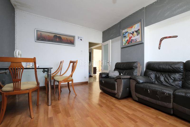 Foto cb38c3e5-f275-41f5-8f49-c0f1ab145d2e. Piso en La Verneda - La Pau Barcelona Foto cb38c3e5-f275-41f5-8f49-c0f1ab145d2e. Piso en La Verneda - La Pau Barcelona