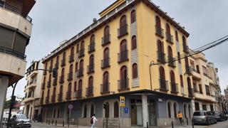 Edifici a Sevilla 60. Hotel de obra nueva con ascensor, calefacción y aire acondiciona Edifici a Sevilla 60. Hotel de obra nueva con ascensor, calefacción y aire acondiciona