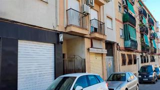 Local Comercial a Estrella 10. Local comercial ubicado en peligros, granada, este local está Local Comercial a Estrella 10. Local comercial ubicado en peligros, granada, este local está