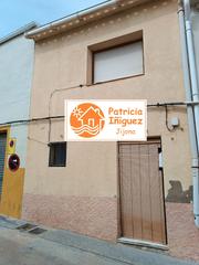 Casa adossada Carrer nou. Casa en el casco histórico del pueblo de jijona. Casa adossada Carrer nou. Casa en el casco histórico del pueblo de jijona.
