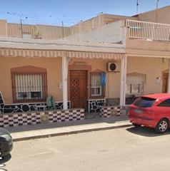 Casa adossada Calle isla del barón. Planta baja a 200 m del mar menor Casa adossada Calle isla del barón. Planta baja a 200 m del mar menor