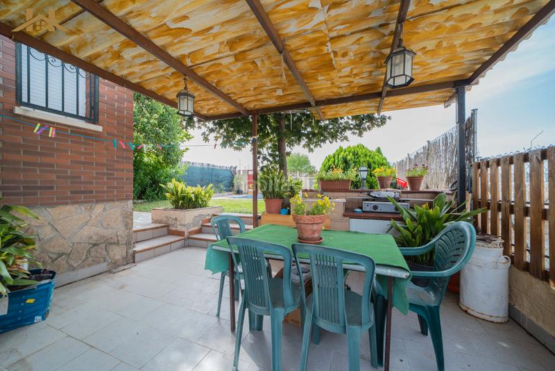 Foto 85533f58-92d6-492c-a780-c822c5ca9859. Xalet a calle andalucía 13 a Quijorna Foto 85533f58-92d6-492c-a780-c822c5ca9859. Xalet a calle andalucía 13 a Quijorna