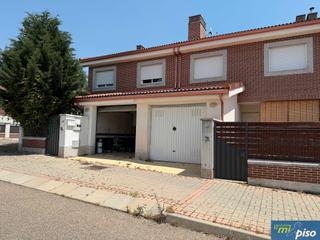 Maison jumelée Avenida don quijote 48. Oportunidad adosado de esquina de cuatro dormitorios , tres baño Maison jumelée Avenida don quijote 48. Oportunidad adosado de esquina de cuatro dormitorios , tres baño
