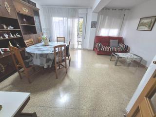 Appartement  Australia. Piso de 3 h con balcón y ascensor junto al metro en badalona Appartement  Australia. Piso de 3 h con balcón y ascensor junto al metro en badalona