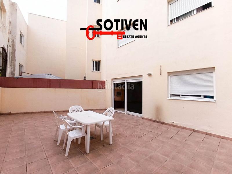 Foto f0a161fb-5994-4548-9038-64674cd972c5. Apartament amb aparcament a Casco Urbano Adeje Foto f0a161fb-5994-4548-9038-64674cd972c5. Apartament amb aparcament a Casco Urbano Adeje