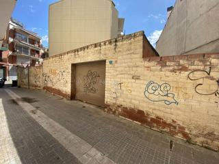 Terreny residencial  Carrer monturiol. Solar per a edificar casa unifamiliar Terreny residencial  Carrer monturiol. Solar per a edificar casa unifamiliar