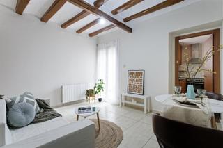 Maison Topete. Casa reformada amb pati Maison Topete. Casa reformada amb pati