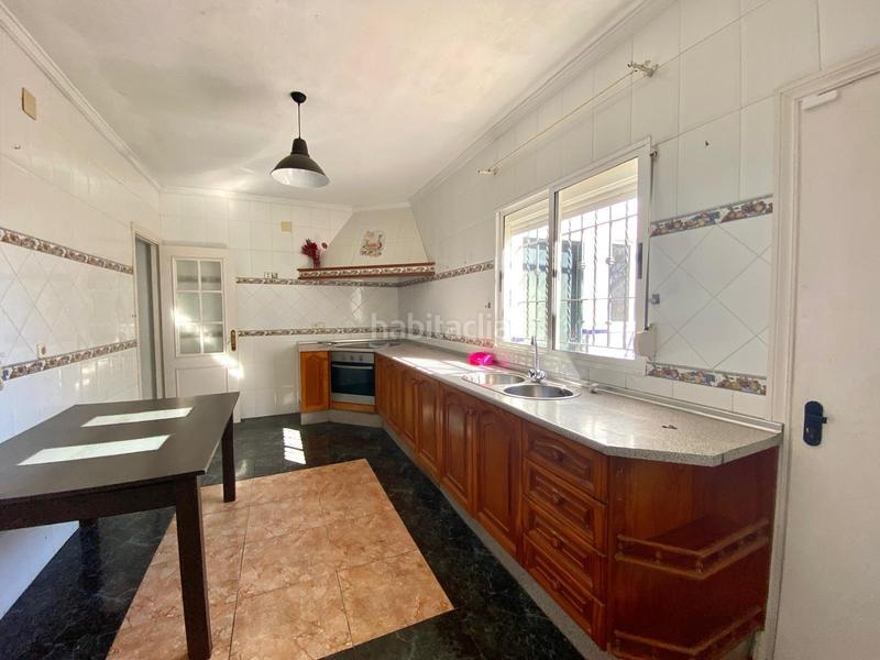 Foto a645f48a-55c5-4b20-8b24-1c1a9729f7c8. Casa adossada amb aparcament a Centro Chipiona Foto a645f48a-55c5-4b20-8b24-1c1a9729f7c8. Casa adossada amb aparcament a Centro Chipiona