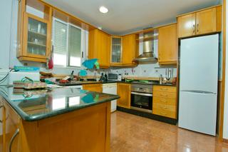 Pis Carrer del reverend josep noguera. Bajo vivienda muy luminoso Pis Carrer del reverend josep noguera. Bajo vivienda muy luminoso