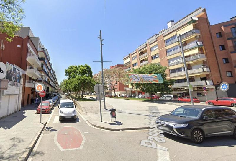 Foto 695285f0-6e39-4e6a-8c80-dbdfca97c5ea. Lloguer local comercial a Passeig Maragall Gavà Foto 695285f0-6e39-4e6a-8c80-dbdfca97c5ea. Lloguer local comercial a Passeig Maragall Gavà