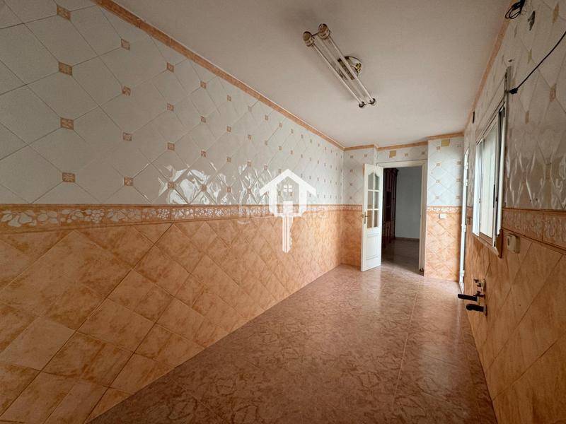 Foto ead9d9e7-115c-4539-bdb3-ded5e6f8a01f. Appartamento in Carolinas Bajas Alicante Foto ead9d9e7-115c-4539-bdb3-ded5e6f8a01f. Appartamento in Carolinas Bajas Alicante