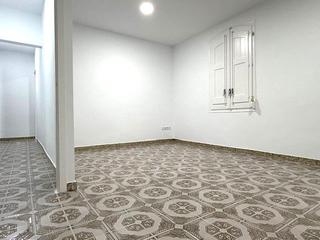 Location Appartement à Centre. Piso en alquiler en casco antiguo, 4 dormitorios. Location Appartement à Centre. Piso en alquiler en casco antiguo, 4 dormitorios.