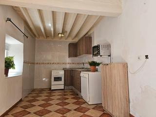 House in Iznate. Encantadora casita en el centro del pueblo a 15 km de la playa House in Iznate. Encantadora casita en el centro del pueblo a 15 km de la playa