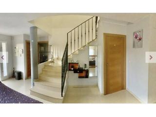 Chalet  Chopo. Venta de villa en ribaroja de túria con vivienda en dos alturas Chalet  Chopo. Venta de villa en ribaroja de túria con vivienda en dos alturas