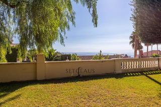 Chalet en Teià. Teià. amplio chalet con mucha luz y vistas al mar. Chalet en Teià. Teià. amplio chalet con mucha luz y vistas al mar.