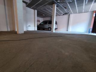 Lloguer Local Comercial  Calle de la fuente. Alquiler de local-almacén en carbajosa de la sagrada – amplio y Lloguer Local Comercial  Calle de la fuente. Alquiler de local-almacén en carbajosa de la sagrada – amplio y