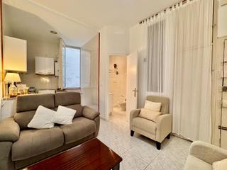 Piccolo appartamento  Calle de les sitges. Acogedor piso con balcón exterior en el corazón de la calle sitg Piccolo appartamento  Calle de les sitges. Acogedor piso con balcón exterior en el corazón de la calle sitg