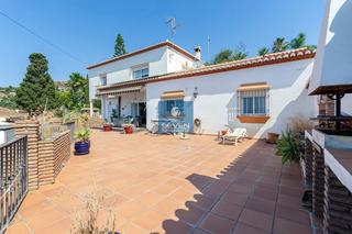 Chalet in Pintor sorolla 16. Chalet en venta en velilla  taramay, 4 dormitorios. Chalet in Pintor sorolla 16. Chalet en venta en velilla  taramay, 4 dormitorios.