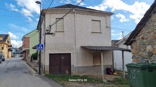 Casa en Arganza. Casa para reformar en magaz de arriba  terreno Casa en Arganza. Casa para reformar en magaz de arriba  terreno
