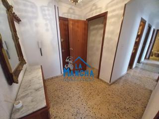 Etagenwohnung Calle quevedo. Inmobiliaria la mancha vende piso en zona barrio del pilar de al Etagenwohnung Calle quevedo. Inmobiliaria la mancha vende piso en zona barrio del pilar de al