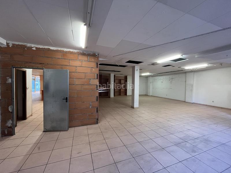 Foto fac7c8dc-fe9b-4048-9918-b10e005d7a59. Locale commerciale in de sant blai 2 in Font dels Capellans - Sagrada Familia Manresa Foto fac7c8dc-fe9b-4048-9918-b10e005d7a59. Locale commerciale in de sant blai 2 in Font dels Capellans - Sagrada Familia Manresa