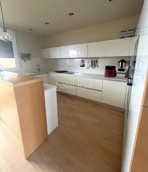 Foto afaf9565-a7b0-4e9b-b93b-63dbd944407c. Duplex avec chauffage dans Pardinyes Lleida Foto afaf9565-a7b0-4e9b-b93b-63dbd944407c. Duplex avec chauffage dans Pardinyes Lleida