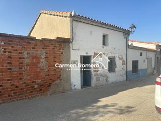 Masia a Cantalpino. Casa de pueblo con patio en cantalpino Masia a Cantalpino. Casa de pueblo con patio en cantalpino