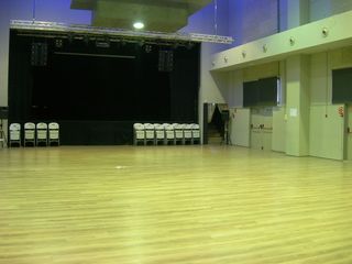 Discoteca en Carrer del penedès, 10. Dispone de piso de 80 metros Discoteca en Carrer del penedès, 10. Dispone de piso de 80 metros