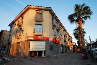 Lloguer Local Comercial a Roda de Barà. Local en roda de bará. Lloguer Local Comercial a Roda de Barà. Local en roda de bará.