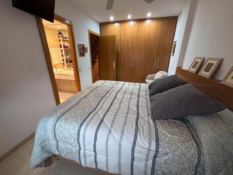 Foto 8e608290-4047-4e47-a443-b41b561bd749. Casa a schiera con riscaldamento parcheggio in Pardinyes Lleida Foto 8e608290-4047-4e47-a443-b41b561bd749. Casa a schiera con riscaldamento parcheggio in Pardinyes Lleida