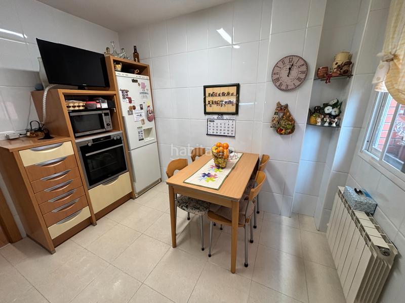 Foto 60a97408-2034-416f-8c3c-53390b2bee92. Maison jumelée avec chauffage parking dans Pardinyes Lleida Foto 60a97408-2034-416f-8c3c-53390b2bee92. Maison jumelée avec chauffage parking dans Pardinyes Lleida