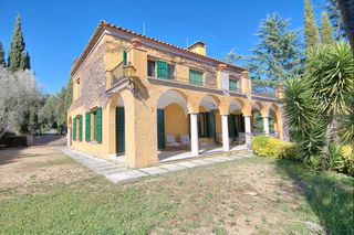 Casa en Paratge bruguerol, 20. Casa familiar y piscina privada Casa en Paratge bruguerol, 20. Casa familiar y piscina privada