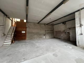 Lloguer Local Comercial a Montserrat 101. Alquiler de local comercial en terrassa centro con salida de hum Lloguer Local Comercial a Montserrat 101. Alquiler de local comercial en terrassa centro con salida de hum