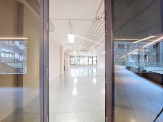 Lloguer Oficina a Av. del consell de la terra, 16-14 16-14. Gran oportunidad! alquiler despacho en el centro, con plaza de a Lloguer Oficina a Av. del consell de la terra, 16-14 16-14. Gran oportunidad! alquiler despacho en el centro, con plaza de a