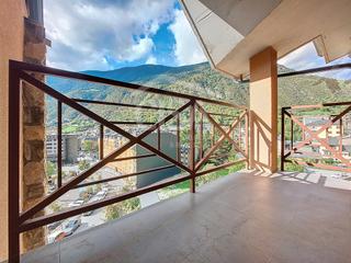 Miete Etagenwohnung in Camí del tremat. Piso de alquiler en encamp Miete Etagenwohnung in Camí del tremat. Piso de alquiler en encamp
