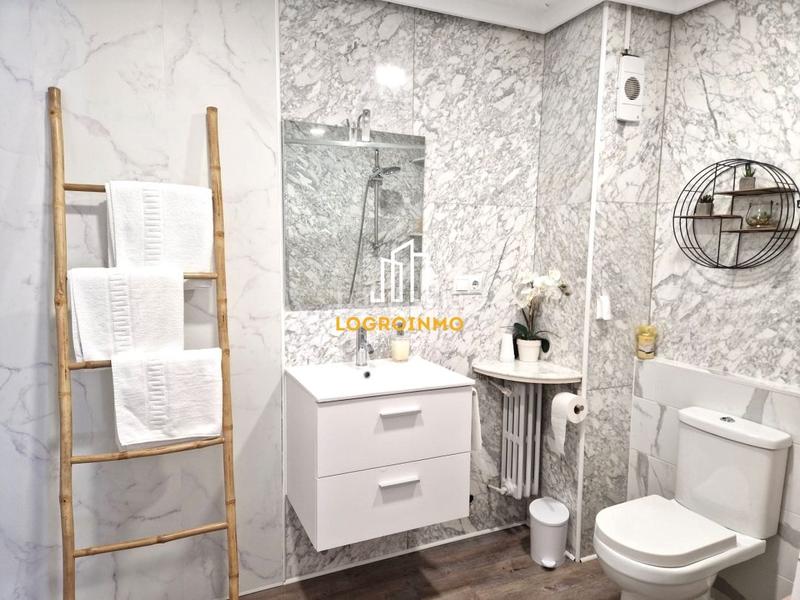 Foto 29f11b4c-91bc-44b3-a4e3-0ea9b4d498cf. Appartamento con riscaldamento in Gran Via Logroño Foto 29f11b4c-91bc-44b3-a4e3-0ea9b4d498cf. Appartamento con riscaldamento in Gran Via Logroño