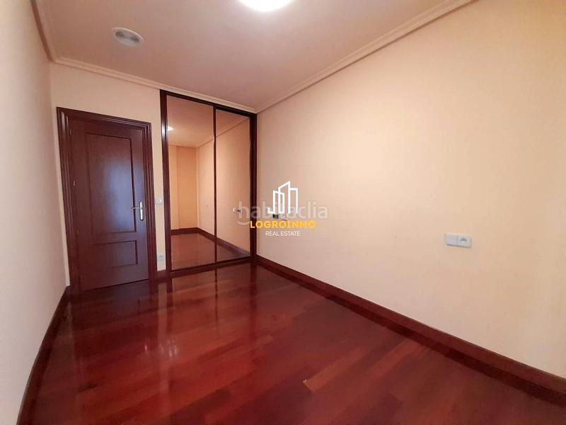 Foto 0bb14fde-7e50-45db-b33c-e5929cdb58da. Appartamento con riscaldamento parcheggio in Gran Via Logroño Foto 0bb14fde-7e50-45db-b33c-e5929cdb58da. Appartamento con riscaldamento parcheggio in Gran Via Logroño