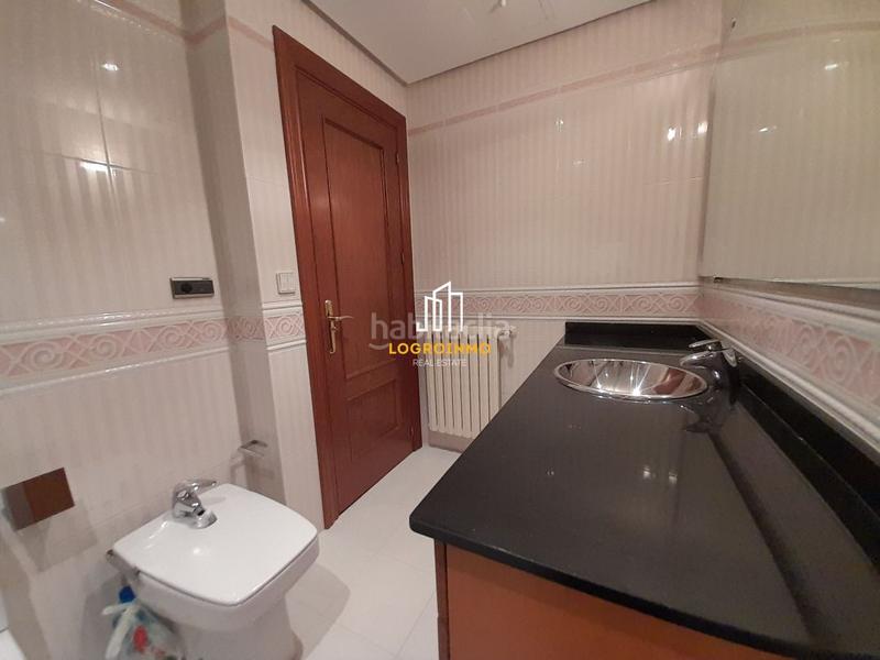 Foto 7a13de96-d07e-4b21-a523-754b7310dee6. Appartamento con riscaldamento parcheggio in Gran Via Logroño Foto 7a13de96-d07e-4b21-a523-754b7310dee6. Appartamento con riscaldamento parcheggio in Gran Via Logroño