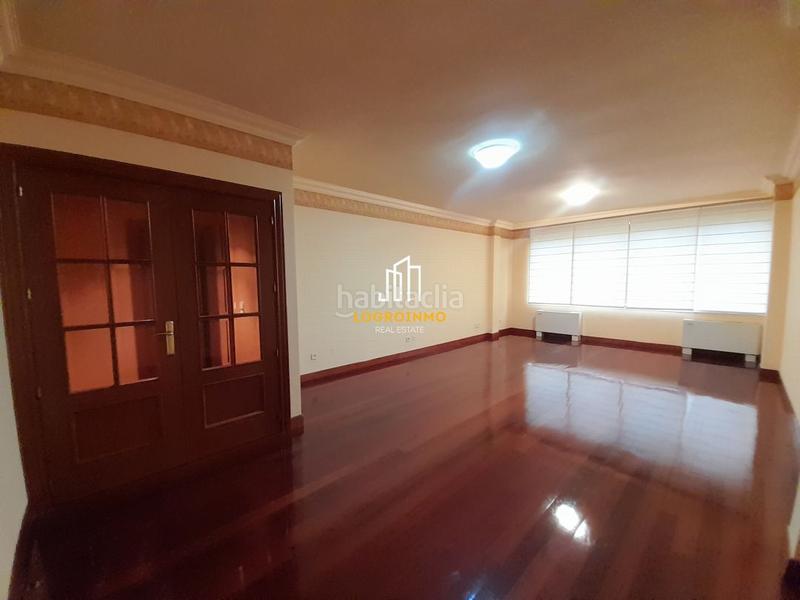 Foto 9697eb35-a895-4da3-9ec3-17481c71caad. Appartamento con riscaldamento parcheggio in Gran Via Logroño Foto 9697eb35-a895-4da3-9ec3-17481c71caad. Appartamento con riscaldamento parcheggio in Gran Via Logroño