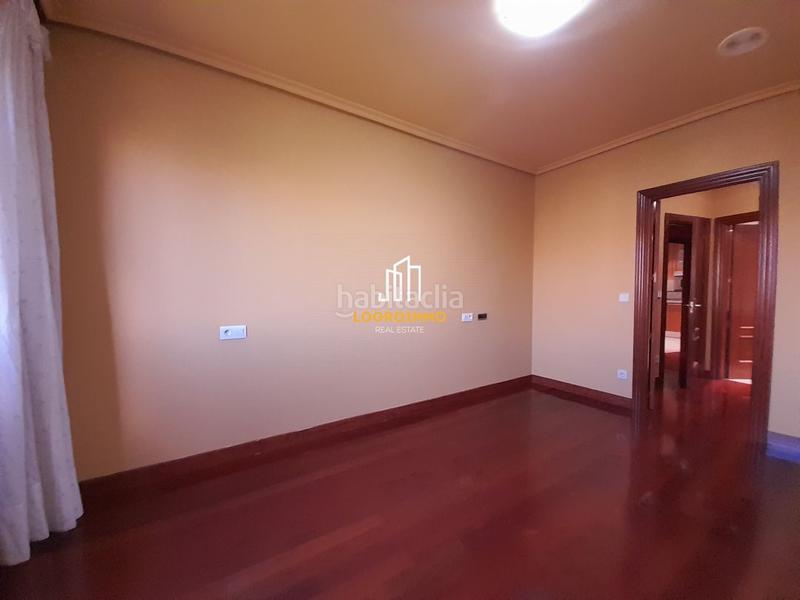 Foto be41250b-9152-4e8e-ae1d-b15635eaf915. Appartamento con riscaldamento parcheggio in Gran Via Logroño Foto be41250b-9152-4e8e-ae1d-b15635eaf915. Appartamento con riscaldamento parcheggio in Gran Via Logroño