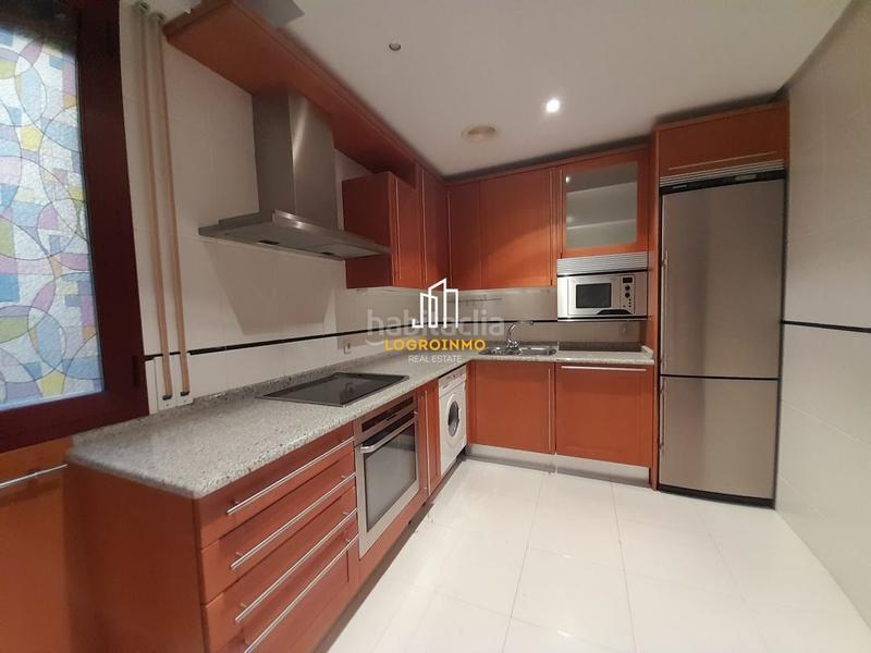 Foto f063d9a7-1d49-4563-b24f-9db92611873e. Appartamento con riscaldamento parcheggio in Gran Via Logroño Foto f063d9a7-1d49-4563-b24f-9db92611873e. Appartamento con riscaldamento parcheggio in Gran Via Logroño