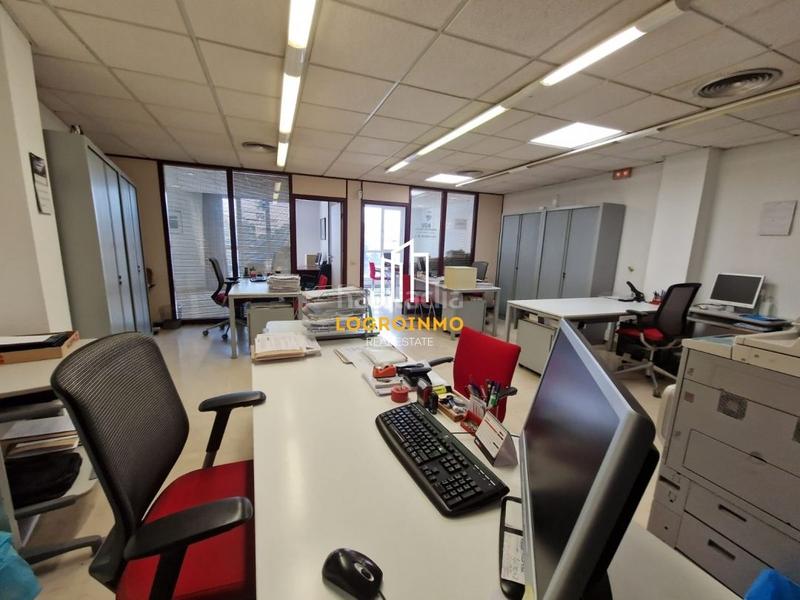 Foto 1db714be-0e52-4df5-8fe3-a542b34efa0a. Oficina amb calefacció a Gran Via Logroño Foto 1db714be-0e52-4df5-8fe3-a542b34efa0a. Oficina amb calefacció a Gran Via Logroño