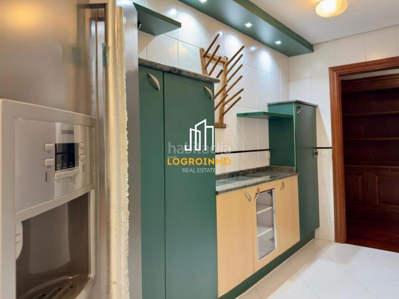 Foto c00c043a-b1bd-4304-bb34-494f5498289f. Appartement avec chauffage parking dans Gran Via Logroño Foto c00c043a-b1bd-4304-bb34-494f5498289f. Appartement avec chauffage parking dans Gran Via Logroño
