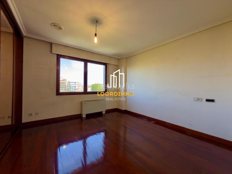 Foto f62f81f7-2cc9-4b50-8b48-2ee71f4fe170. Appartement avec chauffage parking dans Gran Via Logroño Foto f62f81f7-2cc9-4b50-8b48-2ee71f4fe170. Appartement avec chauffage parking dans Gran Via Logroño